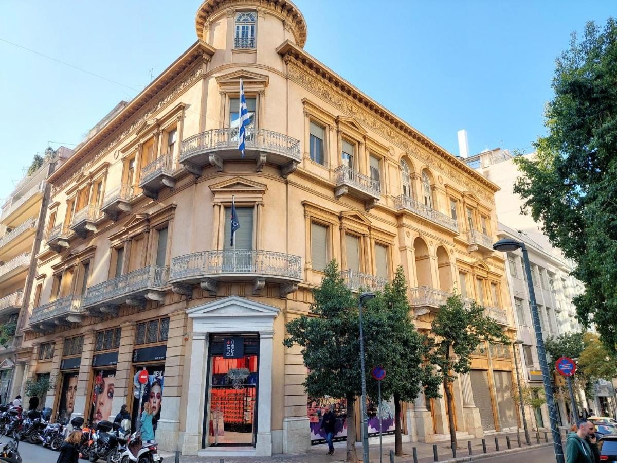 Grand Apartment In Parliament Square Athena Bagian luar foto