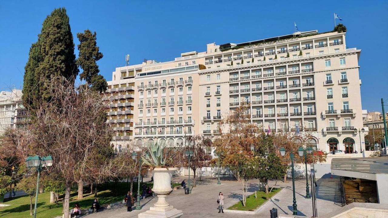 Grand Apartment In Parliament Square Athena Bagian luar foto